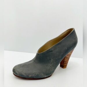 Fortress of Inca Anthropologie Lucita Gray Leather Dipped Heeled Booties Size 10